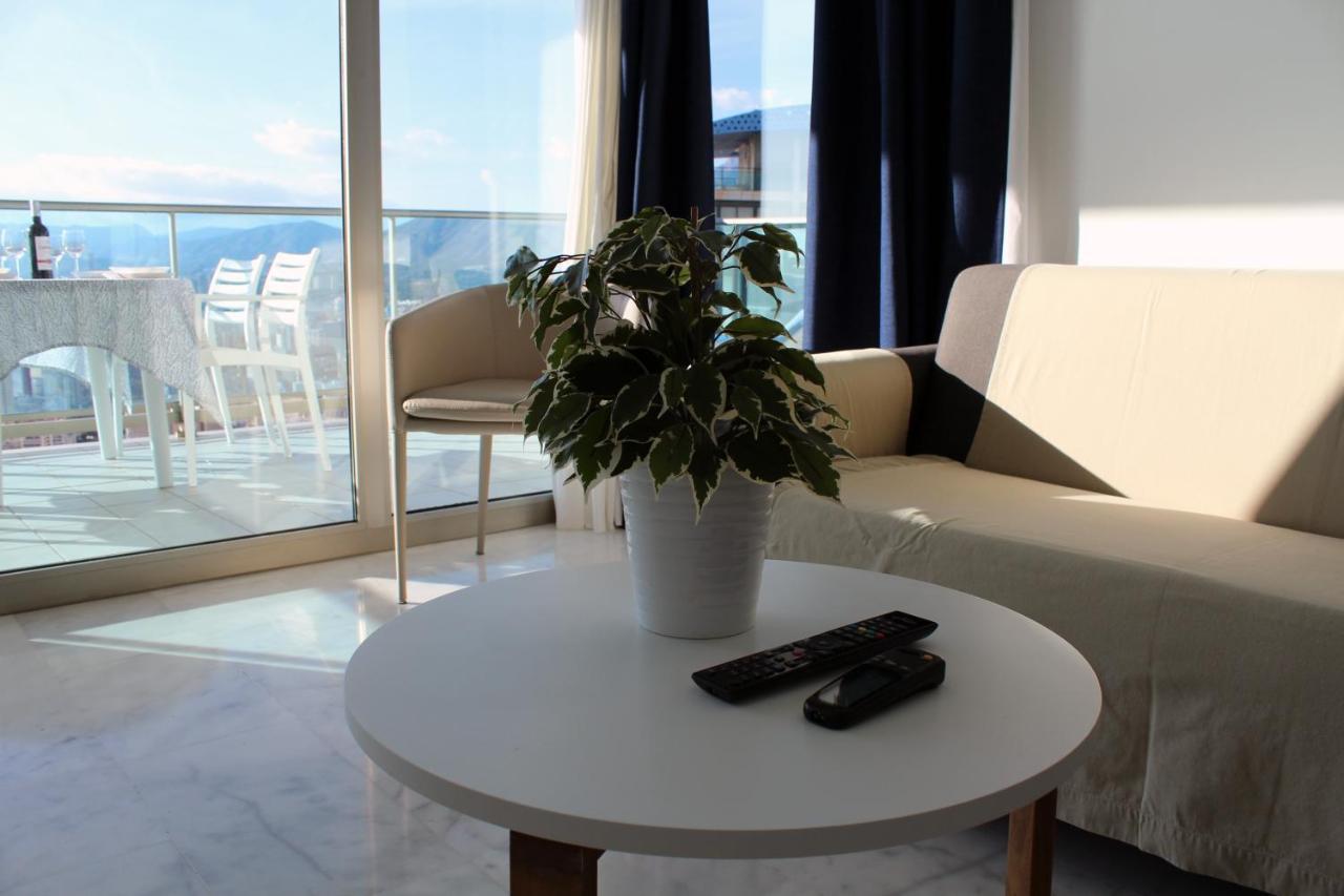 Skyline 26 Stunning Sea Views From A 2-Bedroom Apartment On The 26Th Floor Benidorm Luaran gambar